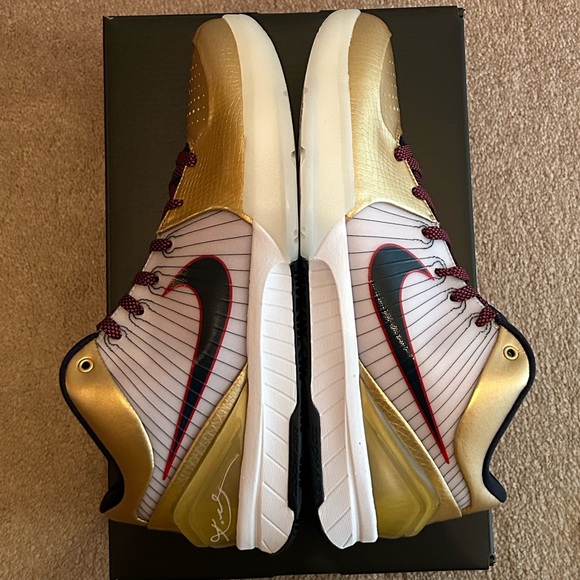 Nike Kobe 4 Protro Gold Medal - Picture 6 of 14